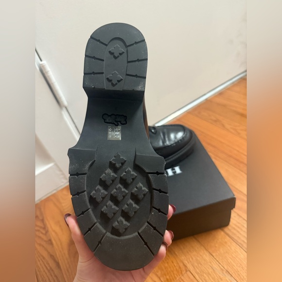 Coach Leah Loafer - Picture 3 of 3